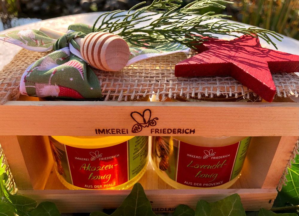 Honiggeschenk im Doppel in einer Holzkiste – Bild 10