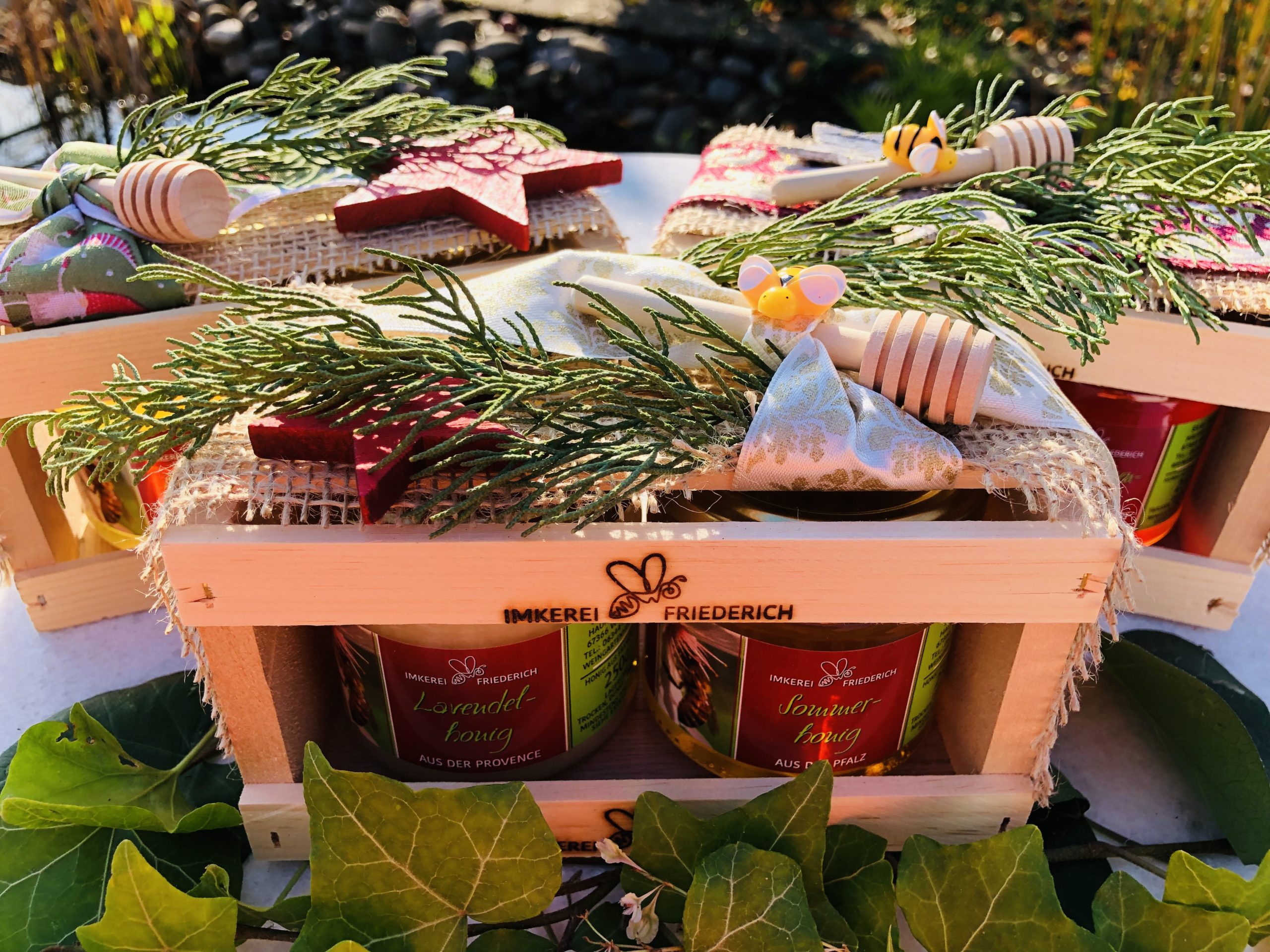 Honiggeschenk im Doppel in einer Holzkiste