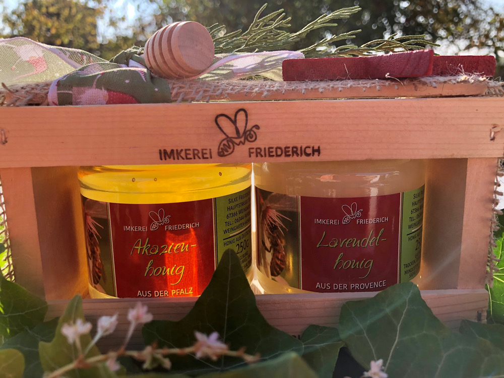 Honiggeschenk im Doppel in einer Holzkiste – Bild 5